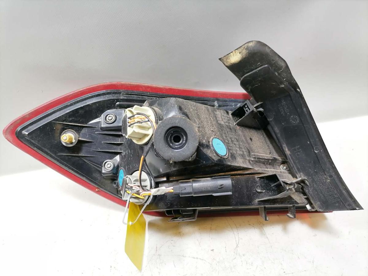 Ford Fiesta MK7 original Rücklicht Rückleuchte Schlussleuchte rechts außen Bj.2018